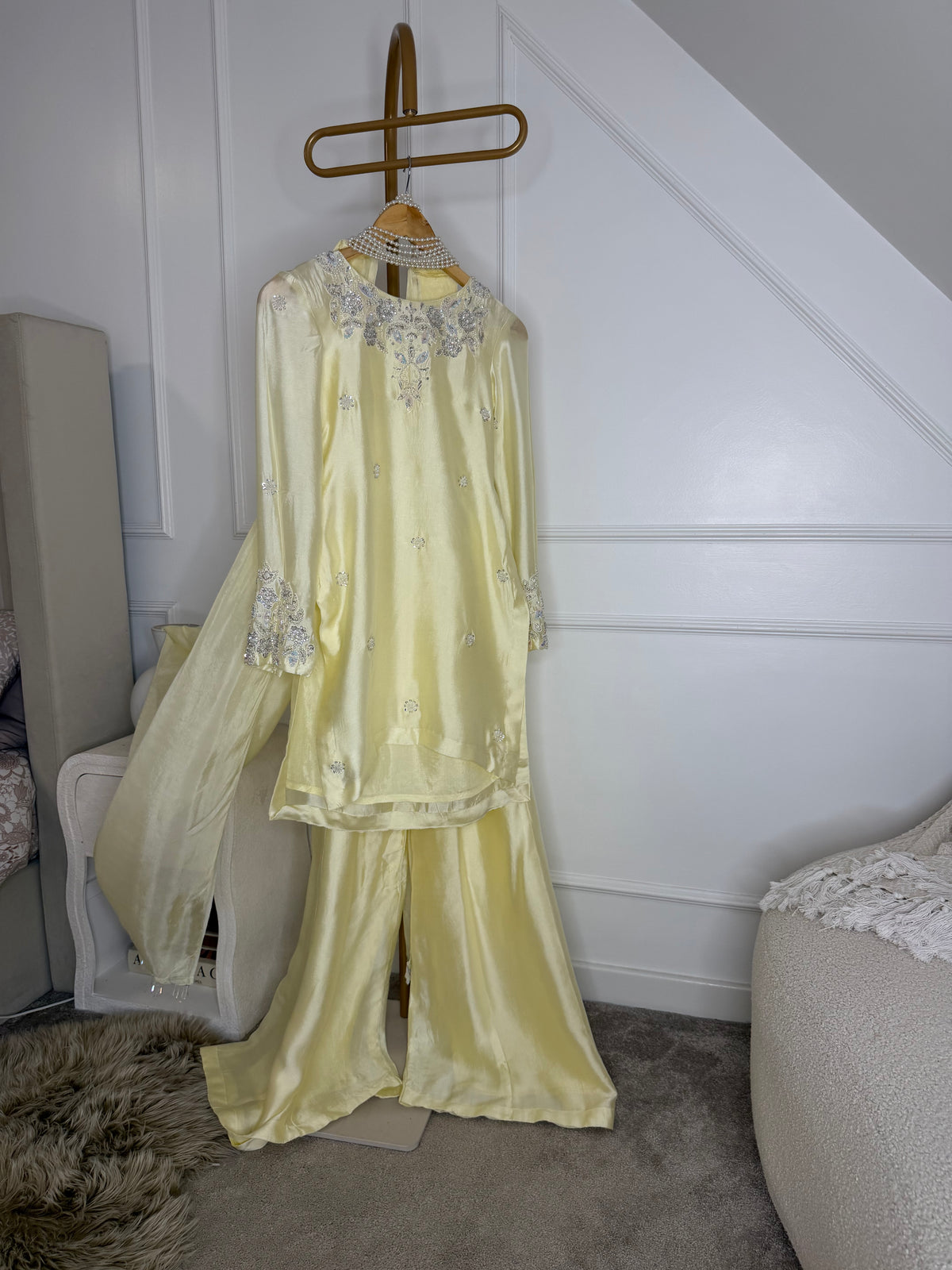 NOORI (Butter Yellow)