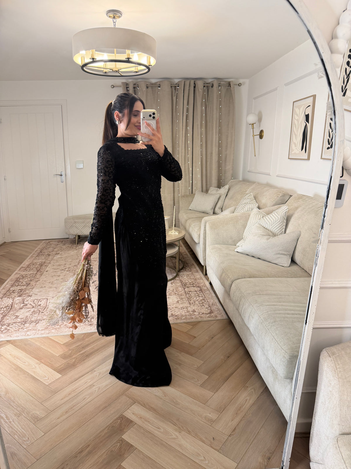 MASHUKA
- BLACK CRYSTAL DUPATTA