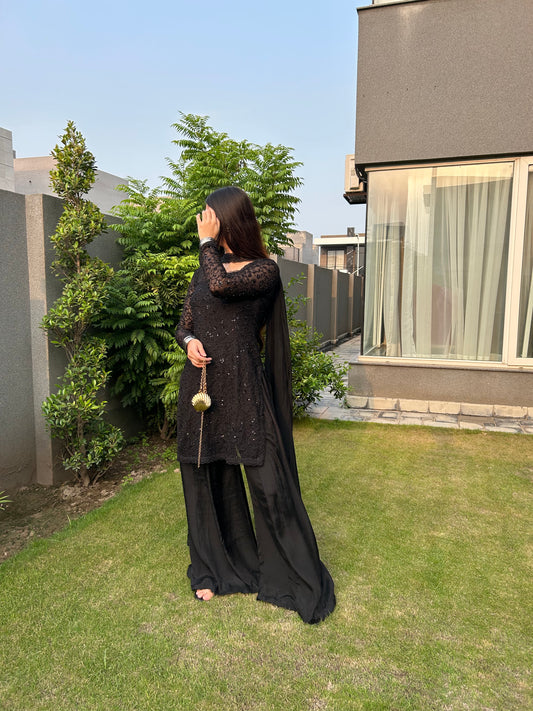 AYRA - BLACK🖤