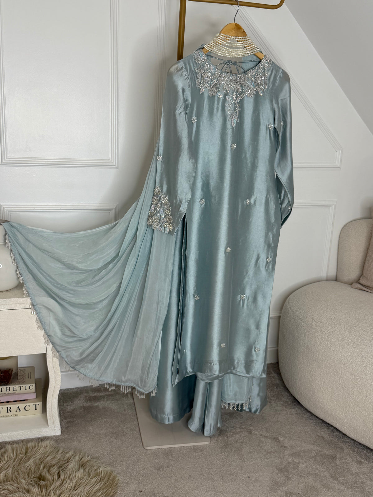 NOORI🕊️ POWDER MINT LONG SHIRT